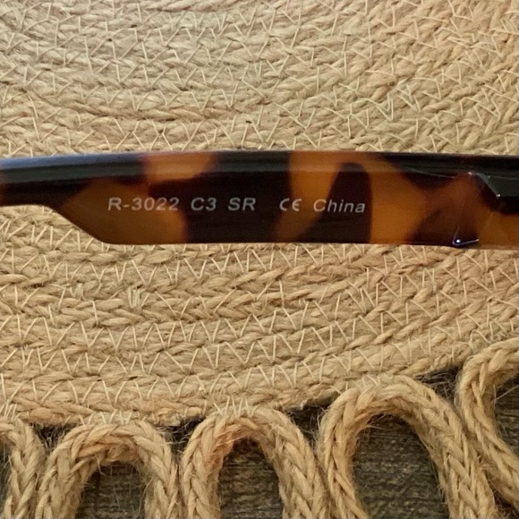 Ryan Simkhai Charlee Tortoise Tinted Readers 1.25 Strength Style R-2032 - Picture 4 of 9